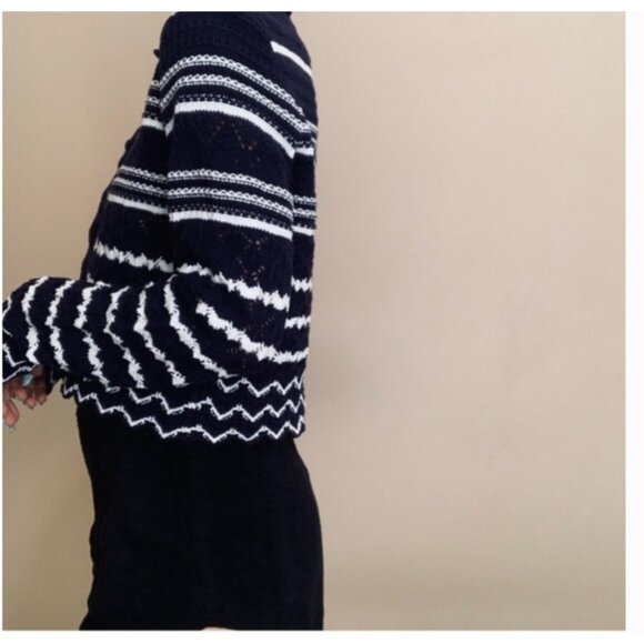 House Of Harlow 1960 Navy & White Cropped Knit Cardigan Sweater Button Front L - Picture 3 of 16